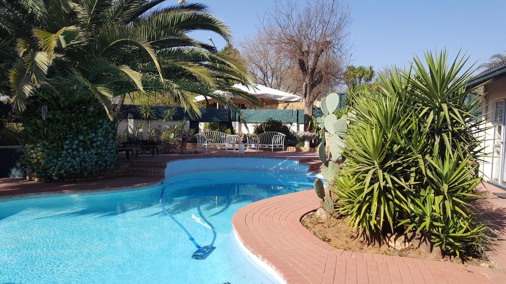 Sleep Eezy Cottages Benoni Εξωτερικό φωτογραφία
